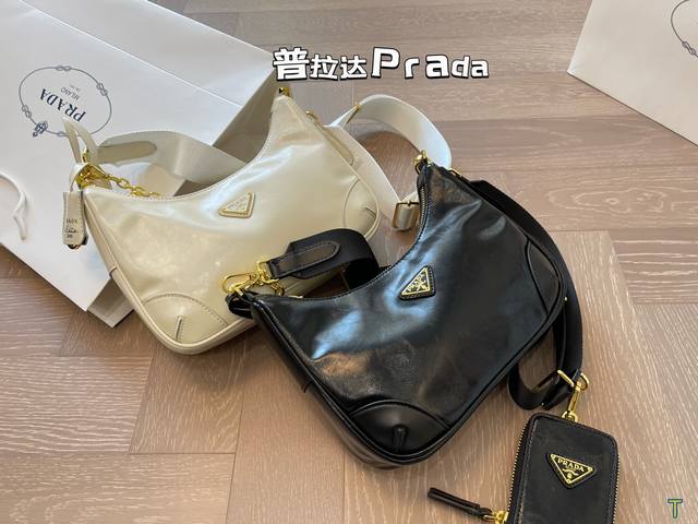 普拉达prada 2023系列 肩背包 斜挎 秀场最火单品 旅行 健身 生活 聚会 街拍 都ok 很有高级感 时装feel 尺寸 23 13