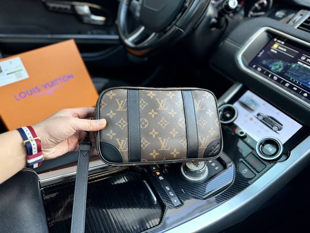 高端货 新款 Louis Vuitton 手拿包 Louis Vuitton 路易威登 Kasai 可拆卸腕带拉链开合格纹 石墨帆布拼牛皮 手拿包 男款 老花配