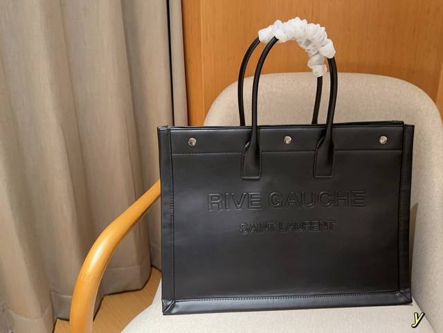 Ysl Saint Laurent Rive Gauche圣罗兰 新款购物袋 这只购物袋 沙滩包 卢雷克斯帆布 混合纤维织布 质感完胜之前所有色款沙滩包 美爆了