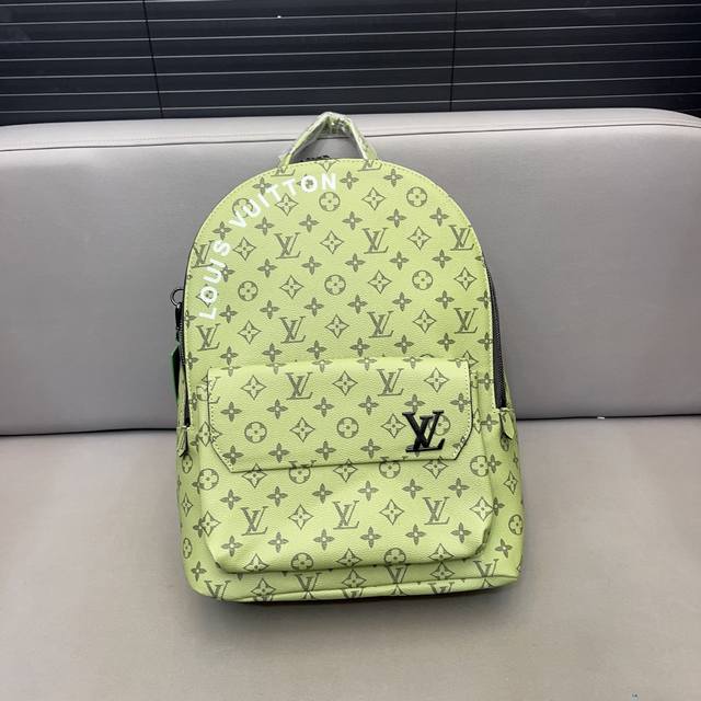 Louisvuitton 路易威登 Aerogram 双肩包 男士背包 书包 电脑包采用精湛镶嵌细工 经典百搭 实物拍摄 原厂原版面料 配送防尘袋 32 X 4