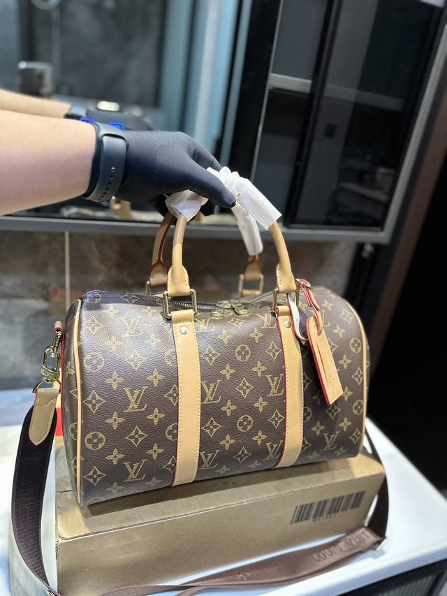 礼盒 Lv Keepall 新品枕头包 简直长在我的心头 男女同款 男盆友的新包 Z尺寸35.22