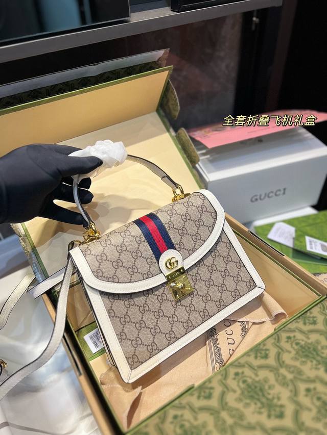 折叠飞机 Gucci Ss22 Ophidia系列 新款 老花手提邮差 耐看 复古 不易过时 配原版乌木色牛皮 这个款复古韵味特别浓 对版五金原版碎花内里 上身