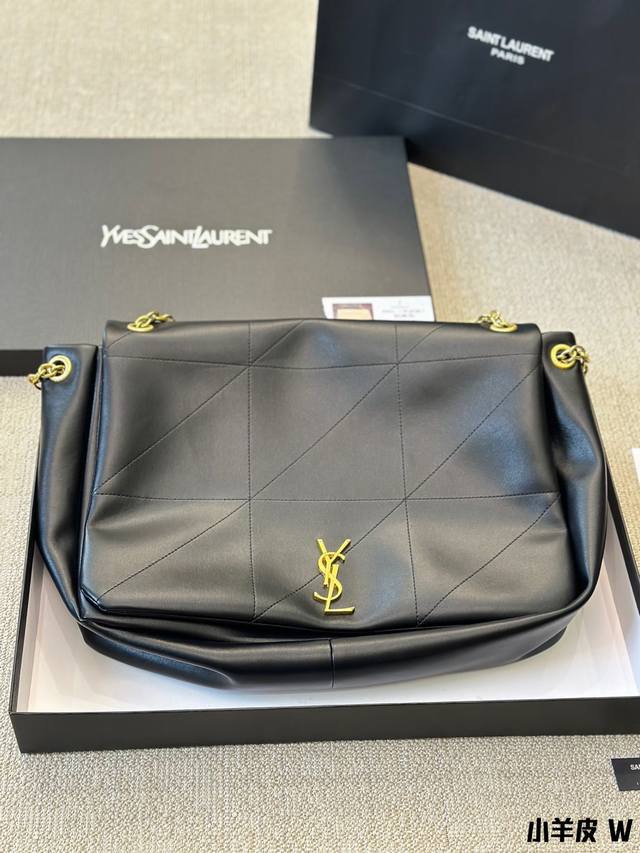 小羊皮 Ysl Jamie绗缝纹路购物袋 大tote感觉太温柔了简直 随意搭配都出彩#Ysi 38 30Cm