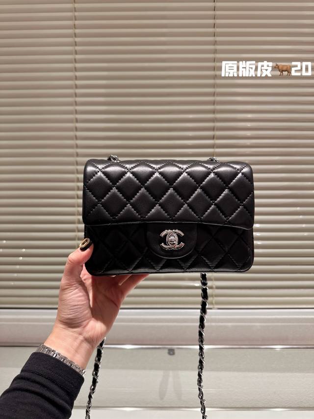 尺寸20 Chanel经典方胖子 经典不过时 牛皮面料 时装 休闲 不挑衣服