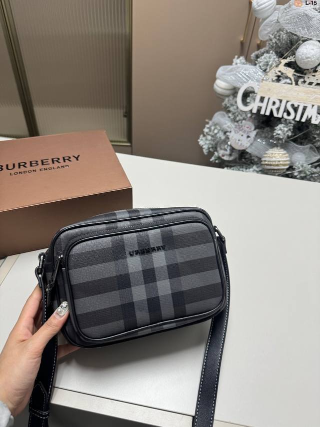 Burberry 巴宝莉相机包 男女都可以背的款式 自己背腻了还可以给男朋友 超喜欢随性帅气的包包 L-15尺寸22.8.15折叠盒