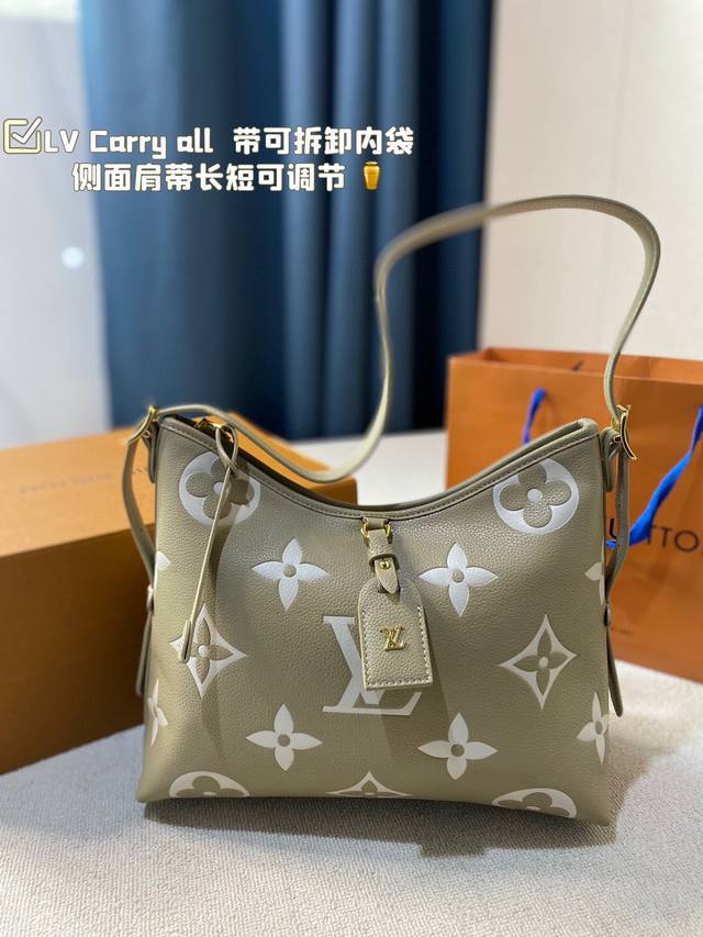 Lvcarry All 如果喜欢容量大的 Carry All 这个名字也是很直白了 带可拆卸内袋 侧面肩蒂长短可调节 D-35尺寸31.11.26折叠盒