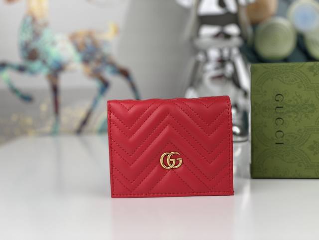 Gucci 实物实拍 Gg Marmont 卡片夹 背面配以gg标志 复古金色金属配件 品质全面升级 款号466492 尺寸:11X8X3