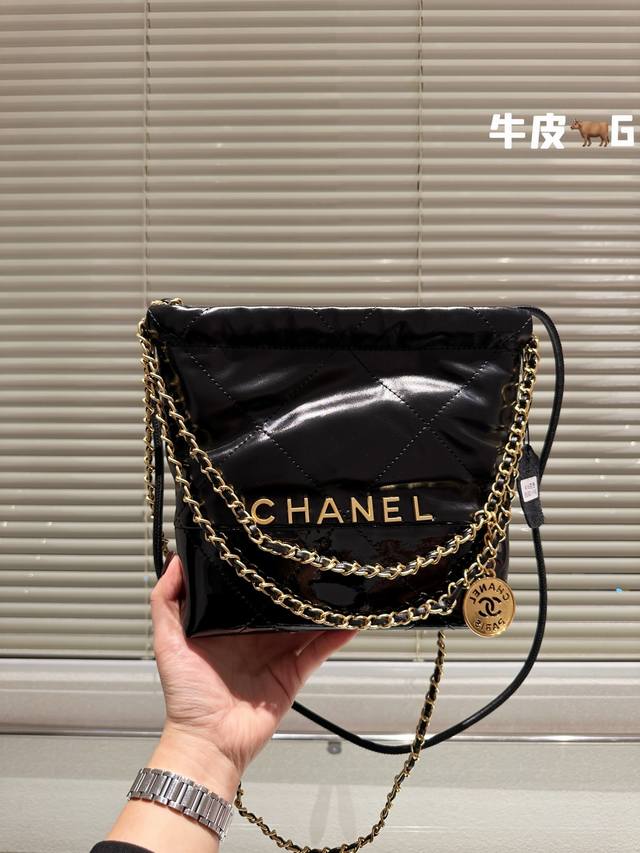 顶级原单 头层皮 Chanel 金币托特包 慵懒随性又好背 上身满满的惊喜 高级慵懒又随性 彻底心动的一只 Size 20 22Cm 盒