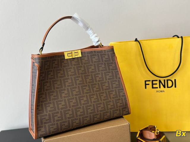 Size 32*27Cm F家 Fendi Peekabo 经典的造型 手提斜挎