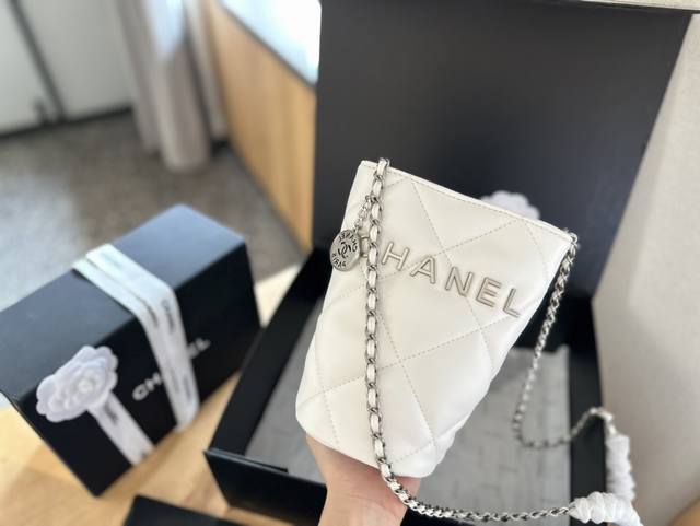 折叠礼盒包装 Chanel 新品 Mini 水桶包 手机包 时装 休闲 不挑衣服 尺寸12*18Cm