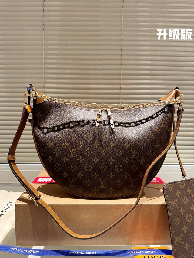 牛皮版本 Lv Loop Hobo 超喜欢这个大碗豆包包，可甜司御 卫衣西装都可以搭！尺寸37 25Cm