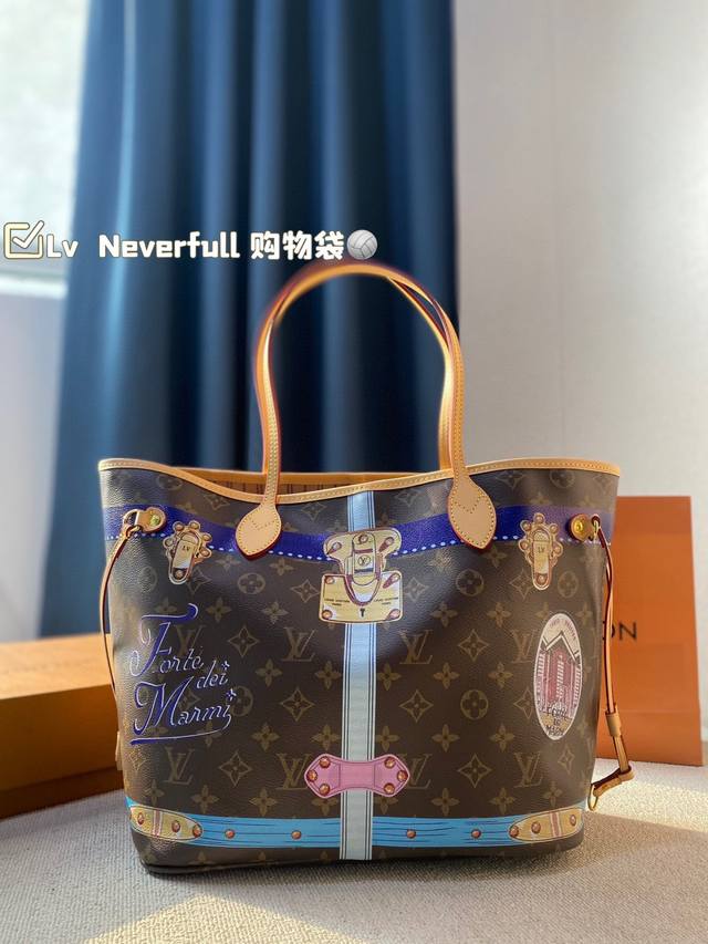 变色皮折叠礼盒包装 原单lv Neverfull 购物袋！入门级的款式哦！绝对的终身款！此物经典不言而喻！街拍和实用都是非常nb的选择！大家拿到后可以感受下，皮