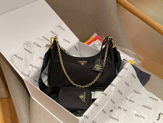 高版本 Prada 普拉达 女士re-Edition2005再生尼龙三合一手袋 尺寸22Cm 礼盒包装