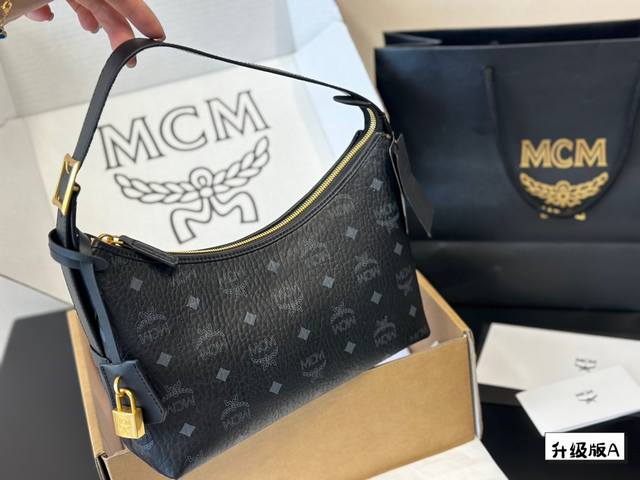 飞机盒 新品速递｜Mcm24新品牛角包 新品腋下包 两用牛角包解构经典visetos标识，重塑全新mcmlauretos #印花。新花样，带你解锁全新旅程。尺寸