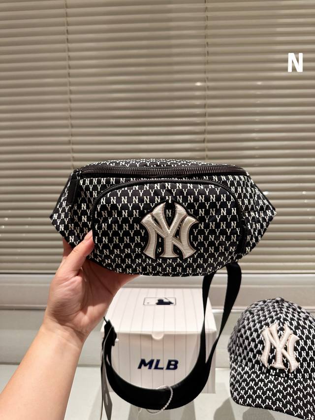 原版布 Size：上宽30*15Cm Mlb腰包帽子 又美又a的腰包！ 很是清爽！