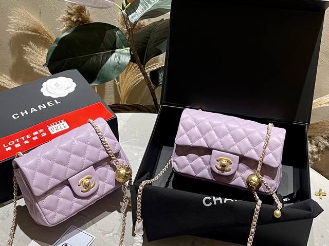 羊皮 折叠礼盒 Chanel 小金球方胖子 调节扣 “New Arrival” 最美方胖子人间香奈儿 白富美小姐姐必备款 ■单独夸最让人挪不开眼 就是小金球了太