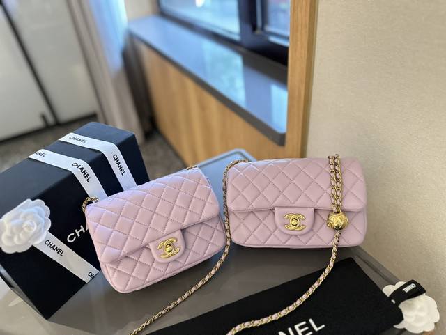 羊皮 折叠礼盒包装 Chanel 小金球方胖子 调节扣 “New Arrival” 最美方胖子人间香奈儿 白富美小姐姐必备款 ■单独夸最让人挪不开眼 就是小金球