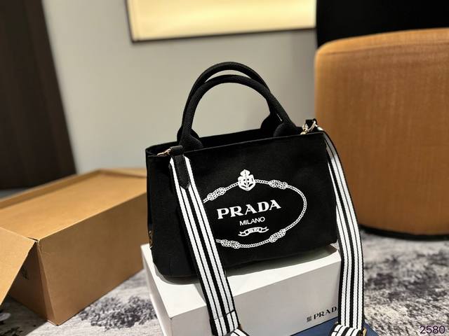 Prada 普拉达托特包 休闲百搭轻便实用！ 上身超好看帆布系列 尺寸30.18