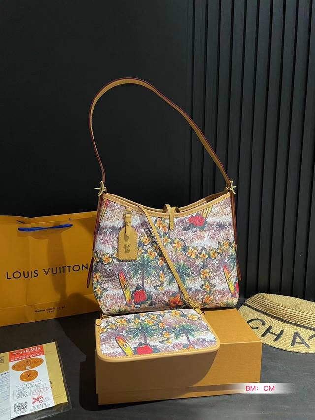 LV carryall 大爆款 买不到根本买不到！它真的太太太太好看了 不愧是断货王上身是真香而且它更适合日常的搭配风格有一种酷酷的赶脚 随性慵懒风，随手一搭都