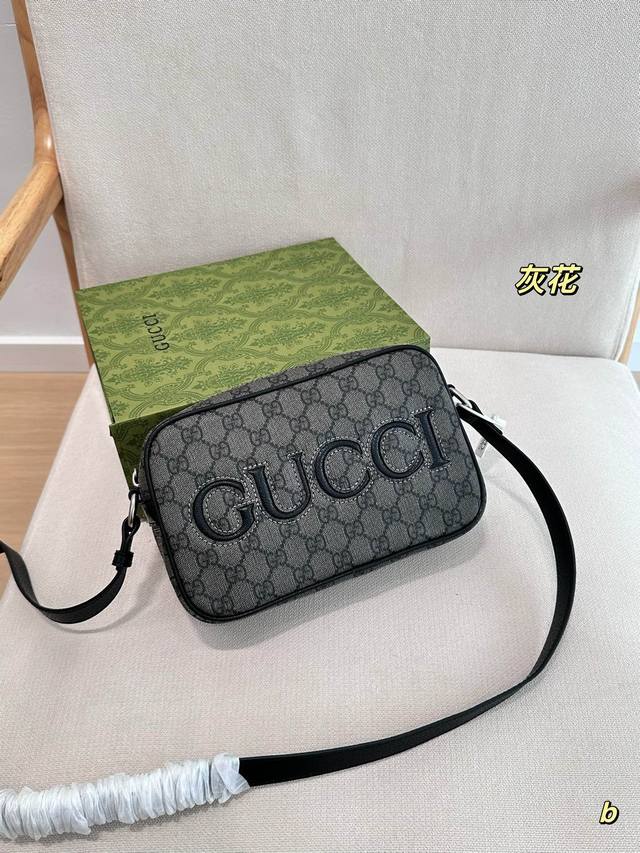 古奇gucci 男士相机包 尺寸23×14×6 礼盒包装