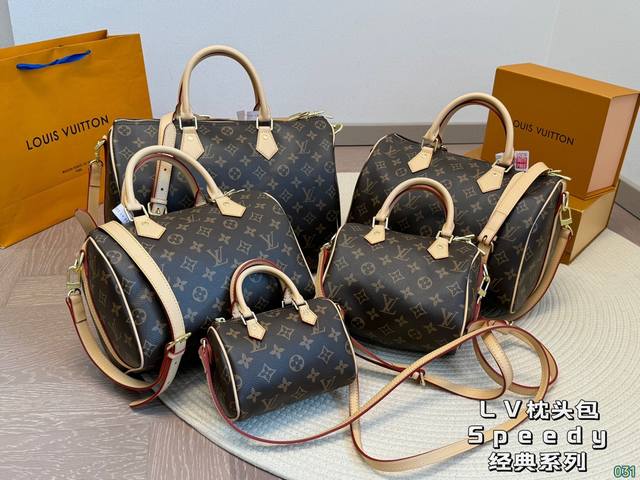 Lv Speedy 枕头包 Lv 新款系列 枕头包 手袋,全网首发 Lv Speedy Nano 枕头包这款retiro 手袋以标志性 经典永恒。优雅低调的外形