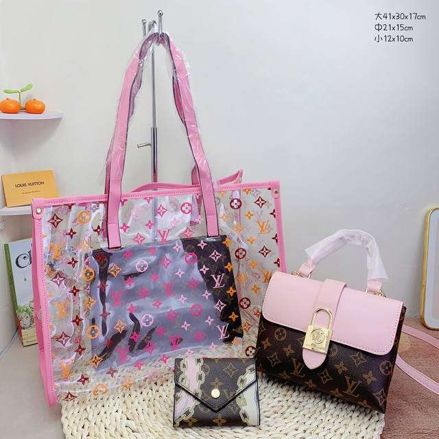 三件套 Lv 果冻购物袋+斜挎包+钱包3件套组合 尺寸：大41X30X17Cm，中21X15Cm，小12X10Cm.