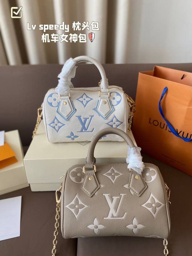 Lv Nano Speedy 1压字枕头包 Lv 新款系列 枕头包 手袋,全网首发 Lv Speedy Nano 枕头包这款retiro 手袋以标志性 经典永恒