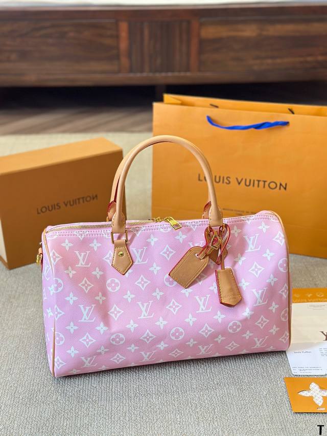 Lv Keepall Bandouliere 40旅行袋 超酷中lv Keepall老花旅行袋 Lvkeepall 出差旅行最常用的一只包 这是超酷的一只包 可