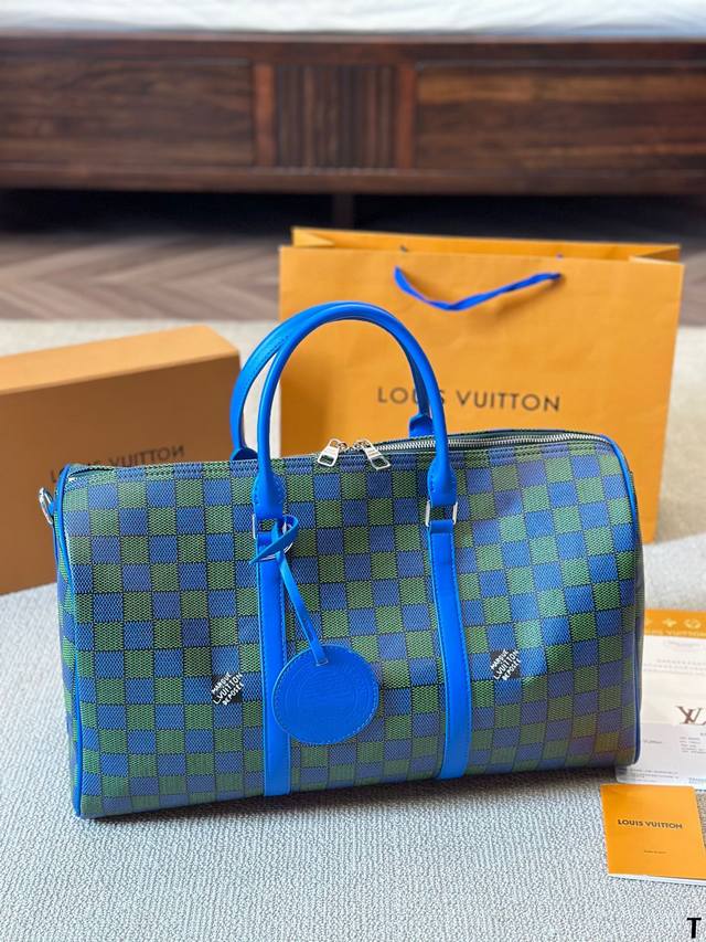 Lv Keepall Bandouliere 45旅行袋超酷中lv Keepall老花旅行袋lvkeepall 出差旅行最常用的一只包这是超酷的一只包可以做健身