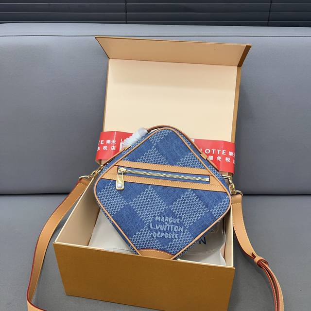 Louisvuitton 路易威登chessmessenger Damies Denim 3D系列 丹宁棋盘格 帆布拼皮革 帆布包单肩斜挎包 采用精湛镶嵌细工