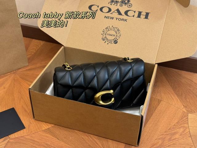 配折叠盒 Size：25*15Cm百搭神器 Tabby蔻驰 酒神新品 Quilted Tabby25链条版tabby 这你能忍住满满的小细节