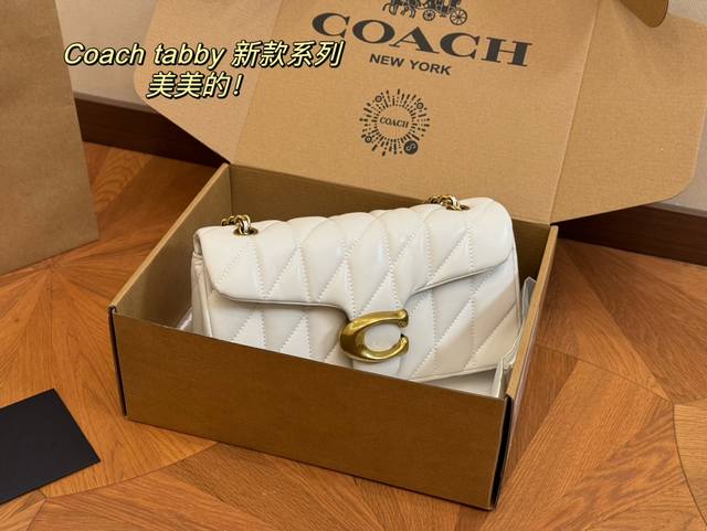 配折叠盒 Size：25*15Cm百搭神器 Tabby蔻驰 酒神新品 Quilted Tabby25链条版tabby 这你能忍住满满的小细节