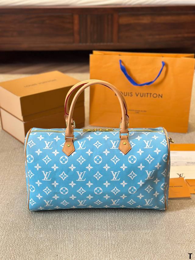 Lv Keepall Bandouliere 40旅行袋超酷中lv Keepall老花旅行袋lvkeepall 出差旅行最常用的一只包这是超酷的一只包可以做健身