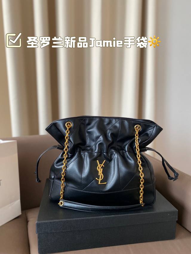 配盒子 圣罗兰新品jamie手袋，松弛有度的时尚，Ysl新品jamie大号手袋，手袋的精致设计，不仅能够完美收纳你的日常所需，更是一种生活态度的展现。松弛有度，