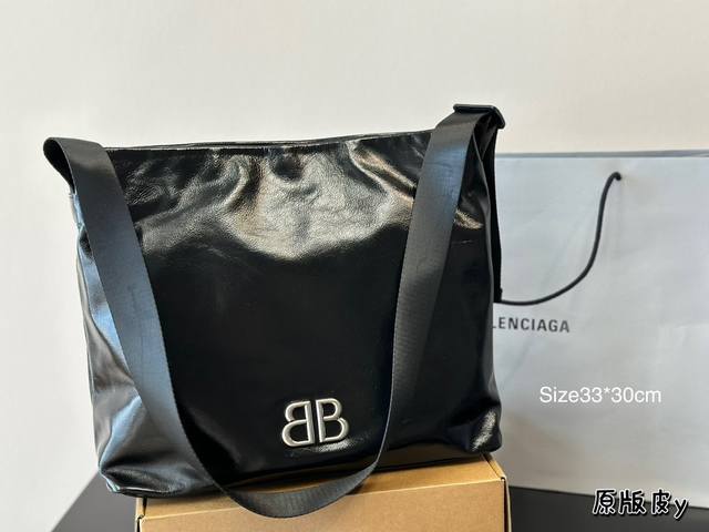 牛皮 Balenciaga 新品 牛皮质地 时装 休闲 不挑衣服 尺寸3330