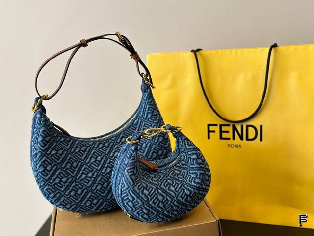 折叠盒 Fendi 春夏 Fendigraphy半月 包j Fendi 春夏季全新fendigraphy手袋的来 咯圖期待已久~秀上就相中了这款回回画 猛的一看