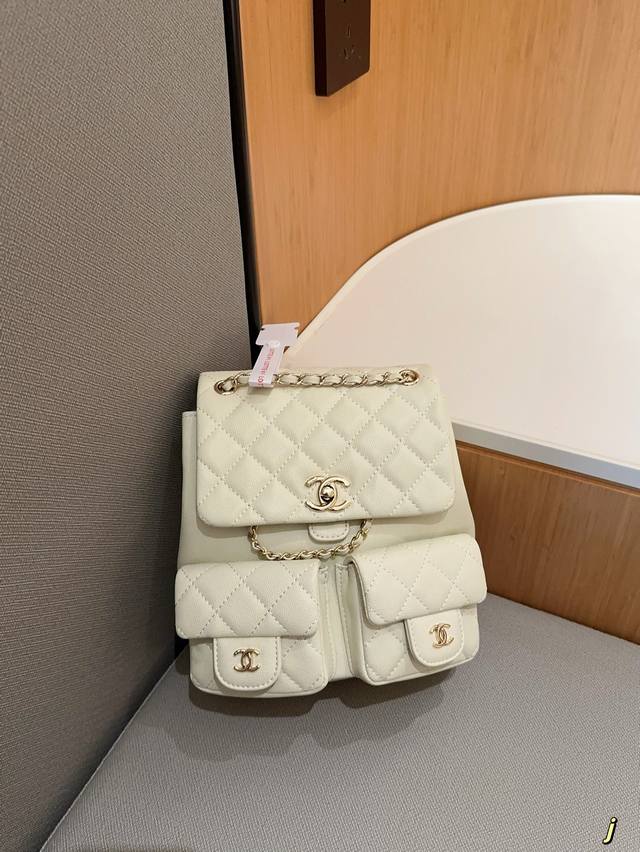 香奈儿chanel 中古vintage 23P双肩书包 鱼子酱duma青蛙双肩包 尺寸19×24×10 礼盒包装