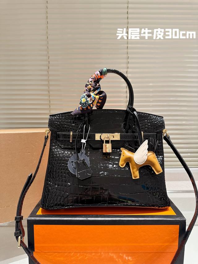 顶级原单 头层牛皮 Hermes Birkin 30系列限量喜马拉雅系列 白富美必备神器 凯莉喜马拉雅高定系列 包型完美呈现出气质 整个包的构造 足够满足大空间