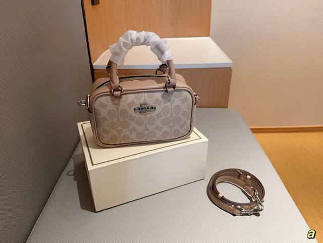 Coach 蔻驰 Satchel2024新款波士顿手提包相机包 尺寸20×12×7 礼盒包装