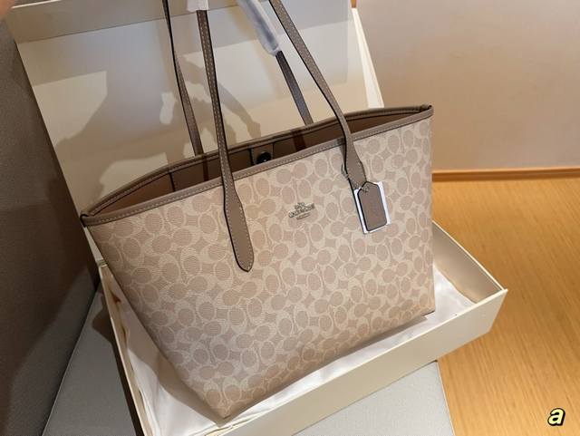 蔻驰coach City Tote 托特包购物袋 尺寸32Cm 礼盒包装