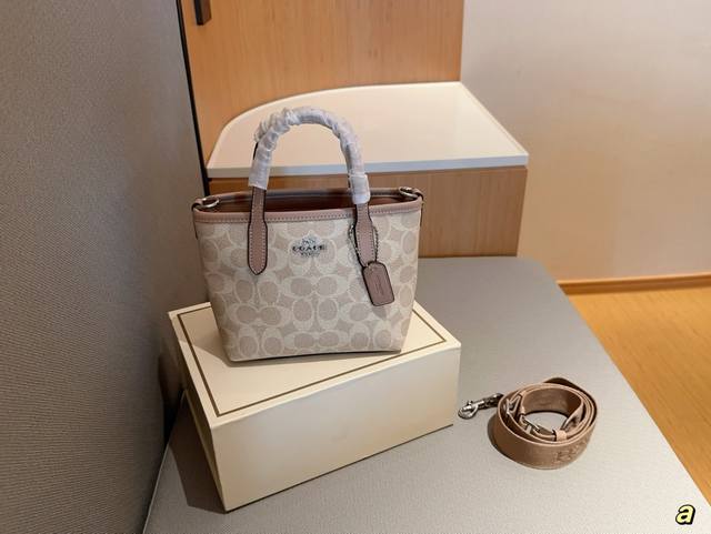 蔻驰coach City Mini Tote 迷你托特包购物袋菜篮子 尺寸16×14×8 礼盒包装