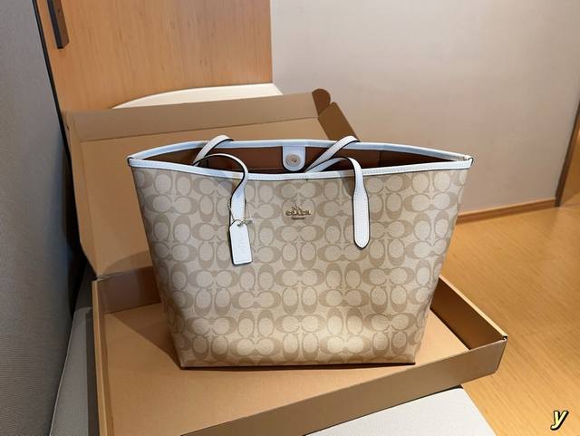 蔻驰coach City Tote 吸扣托特包购物袋 尺寸32Cm 礼盒包装