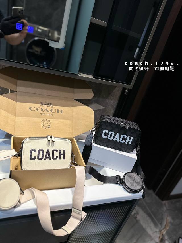 礼盒包装 蔻驰graham 相机包 推荐这款coach经典男士相机包，凹造型必备，容量也着实惊到我了，看起来不大，但是手机钥匙耳机充电宝墨镜圖p统统往里塞，都没