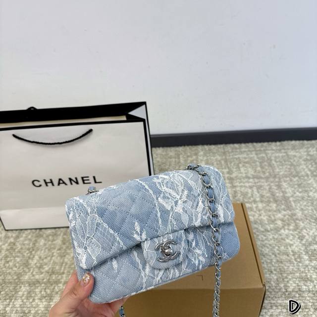 折叠盒 香奈儿chanel 小香 大mini Cf包 高级货原单品质 进口面料原版面料专柜对版回头率百分百哦 细节完美高端版本 内里有专柜标码 细节完美 真正的