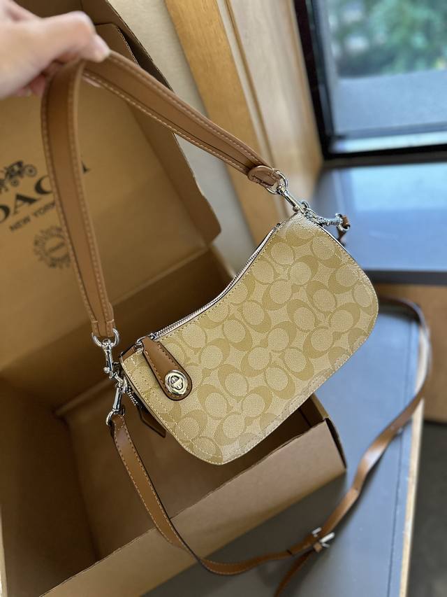 礼盒包装 Coach 蔻驰 新品 牛仔 Teri 腋下包 原单hobo包 麻将包 配小牛皮 搭配两条肩带 可单肩斜挎 百搭神器 原单牛皮 配经典双c面料 高级五