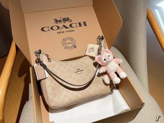 配送挂件 蔻驰coach 新品teri 大号麻将包 Hobo腋下包 尺寸28×22×9 礼盒包装