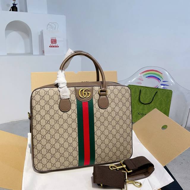 Gucci 酷奇新款男士公文包单肩手提包 尺寸38*29Cm