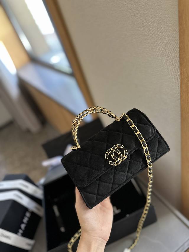 麂皮 折叠礼盒包装 Chanel 小香家 双手柄 Kelly 绝绝子 手柄小凯莉包 上身 瞬间被点燃 Size 16Cm