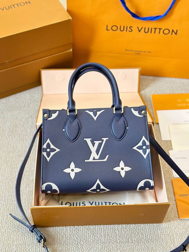 牛皮版本 Lv Onthego 压字 丛林包 折叠礼盒 原单品质 Lv A B面喷绘 Onthego妈咪袋 性价比之王这是一款超赞的包型，灵感来自于恶搞lv的街