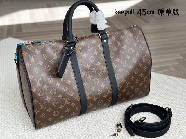 无盒 尺寸：45*27Cm L家 老花旅行包 出！ Keepall 45 旅行袋 有着高颜值的复古文艺气息～ 是不是需要“它”。